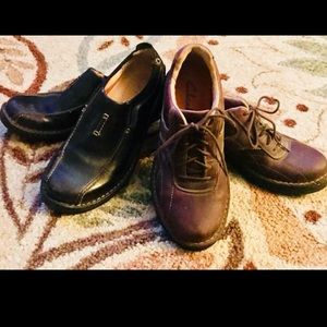 Men’s Clark’s Size 8m. EUC.
Includes 2 Pair